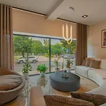Hotel Osetia Garden