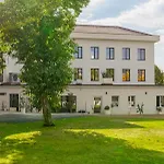 Osetia Garden Hotel