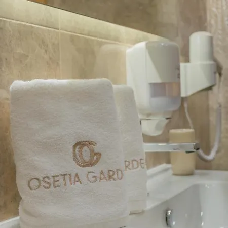 Hotel Osetia Garden Momtschilgrad