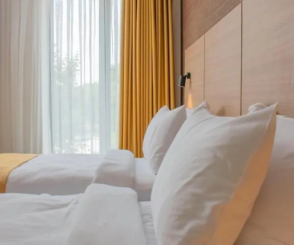 Osetia Garden Hotel *