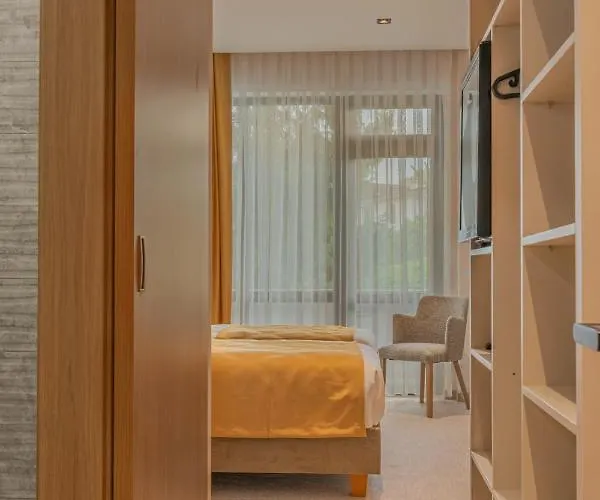 Osetia Garden Hotel *