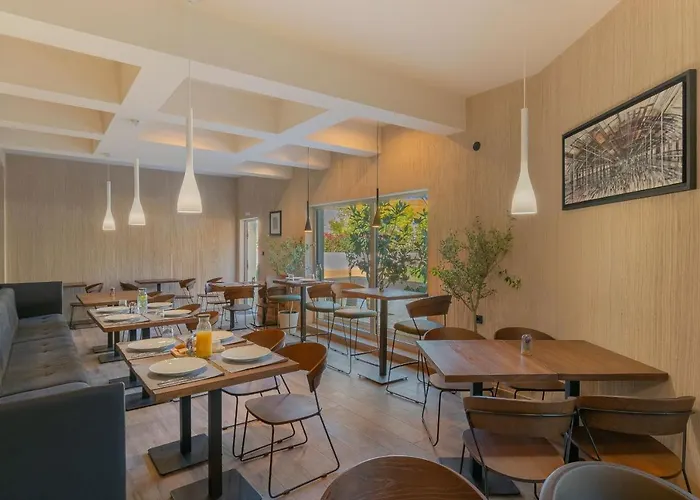 Hotel Osetia Garden Momchilgrad